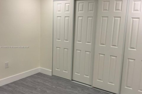 Снять в аренду кондоминиум в Хайалиа, Флорида 2 спальни, 83.89м2, № 1931493 - фото 13