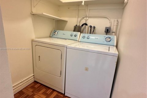 Снять в аренду кондоминиум в Хайалиа, Флорида 2 спальни, 83.89м2, № 1931493 - фото 28