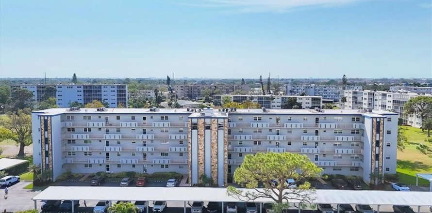 Condominio en Bradenton, Florida, 2 dormitorios № 1524259