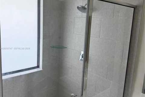 Купить кондоминиум в Дорал, Флорида 2 спальни, 104.42м2, № 2091041 - фото 23