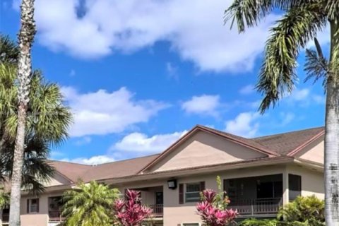 Condominio en alquiler en Miami, Florida, 1 dormitorio, 68.38 m2 № 1964065 - foto 2