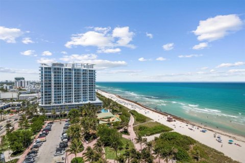 Condo in Miami Beach, Florida, 1 bedroom  № 1862487 - photo 17