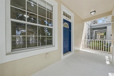Townhouse in Windermere, Florida 3 bedrooms, 146.69 sq.m. № 2167277 - photo 27