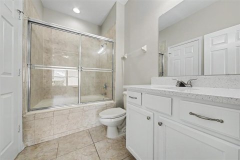 Townhouse in Windermere, Florida 3 bedrooms, 146.69 sq.m. № 2167277 - photo 19