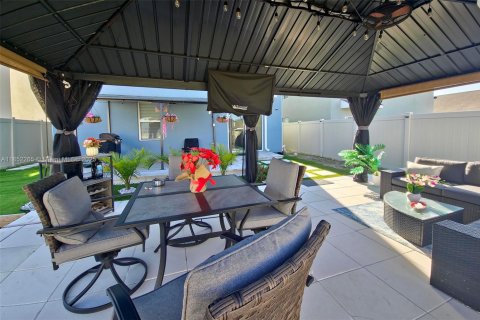 Casa en venta en Davenport, Florida, 5 dormitorios № 1859140 - foto 15