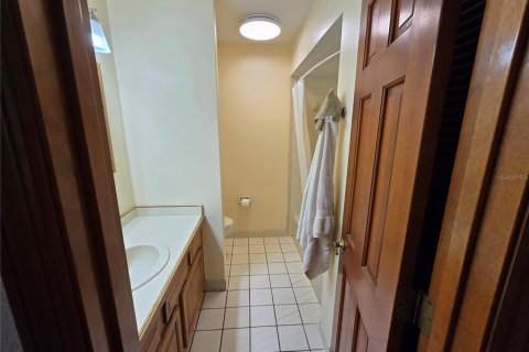 Townhouse in New Smyrna Beach, Florida 2 bedrooms, 158.49 sq.m. № 2239246 - photo 23