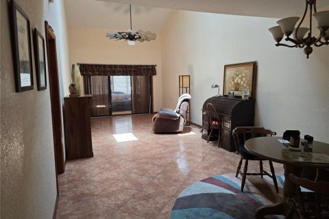 Townhouse in New Smyrna Beach, Florida 2 bedrooms, 158.49 sq.m. № 2239246 - photo 6