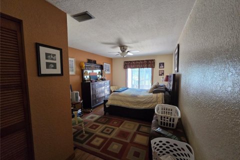 Townhouse in New Smyrna Beach, Florida 2 bedrooms, 158.49 sq.m. № 2239246 - photo 14