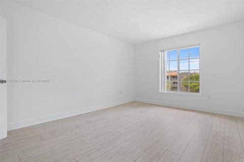 Copropriété à louer à Doral, Floride: 1 chambre, 75.25 m2 № 1865575 - photo 15