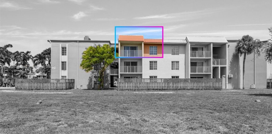 Condo in Doral, Florida, 1 bedroom № 1865575