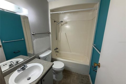 Condominio en alquiler en Gainesville, Florida, 3 dormitorios, 119.75 m2 № 1791314 - foto 8