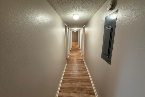Condominio en alquiler en Gainesville, Florida, 3 dormitorios, 119.75 m2 № 1791314 - foto 6