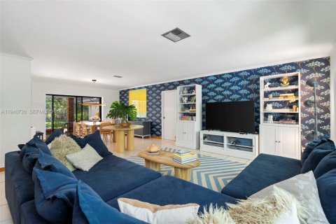 Купить виллу или дом в Пайнкрест, Флорида 4 спальни, 255.2м2, № 1998236 - фото 7