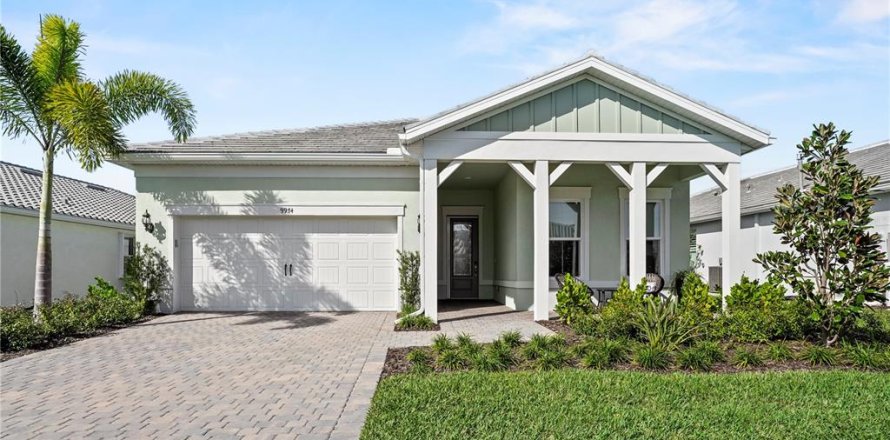 House in Englewood, Florida 3 bedrooms, 193.24 sq.m. № 1918493