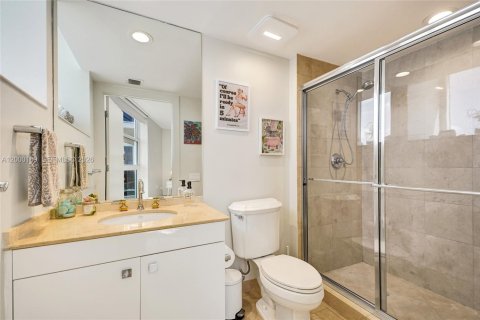 Купить кондоминиум в Санни-Айлс-Бич, Флорида 3 спальни, 199.74м2, № 2067765 - фото 24