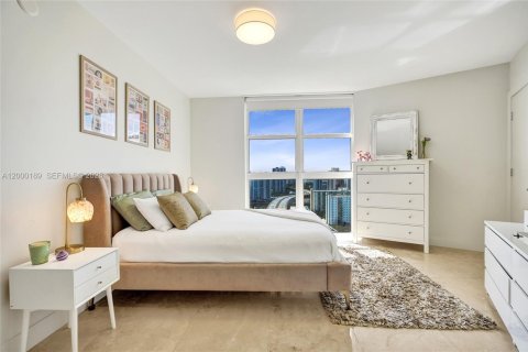 Купить кондоминиум в Санни-Айлс-Бич, Флорида 3 спальни, 199.74м2, № 2067765 - фото 23