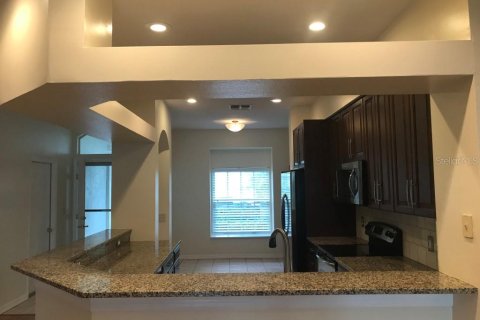 Villa ou maison à louer à Tampa, Floride: 3 chambres, 159.51 m2 № 2429266 - photo 4