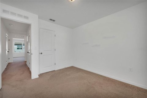 Townhouse in Davenport, Florida 3 bedrooms, 130.43 sq.m. № 2238749 - photo 14