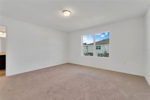 Townhouse in Davenport, Florida 3 bedrooms, 130.43 sq.m. № 2238749 - photo 8