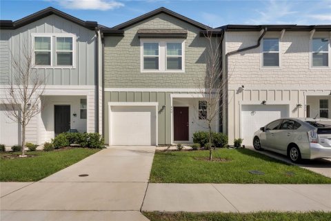 Townhouse in Davenport, Florida 3 bedrooms, 130.43 sq.m. № 2238749