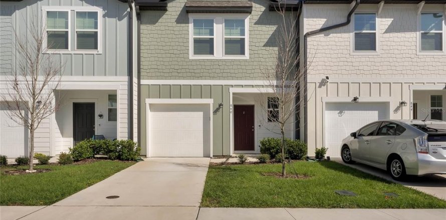 Townhouse in Davenport, Florida 3 bedrooms, 130.43 sq.m. № 2238749