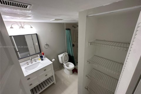 Copropriété à vendre à Boca Raton, Floride: 2 chambres, 101.64 m2 № 1956800 - photo 16