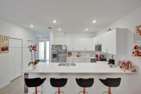 Купить таунхаус в Хомстед, Флорида 3 спальни, 176.14м2, № 1959174 - фото 10