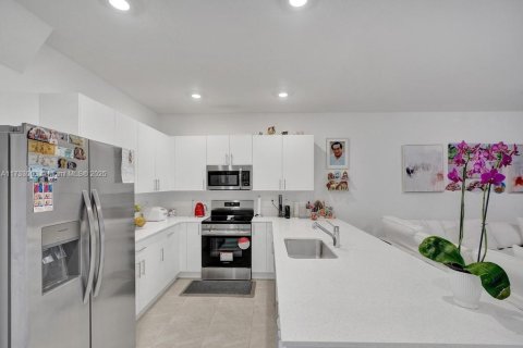 Купить таунхаус в Хомстед, Флорида 3 спальни, 176.14м2, № 1959174 - фото 11