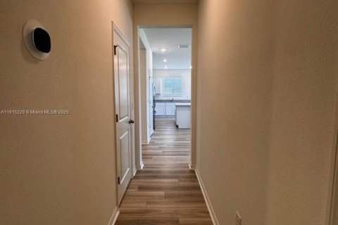 Casa en venta en Fort Myers, Florida, 4 dormitorios, 174.28 m2 № 1973731 - foto 17