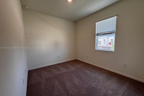 Casa en venta en Fort Myers, Florida, 4 dormitorios, 174.28 m2 № 1973731 - foto 18