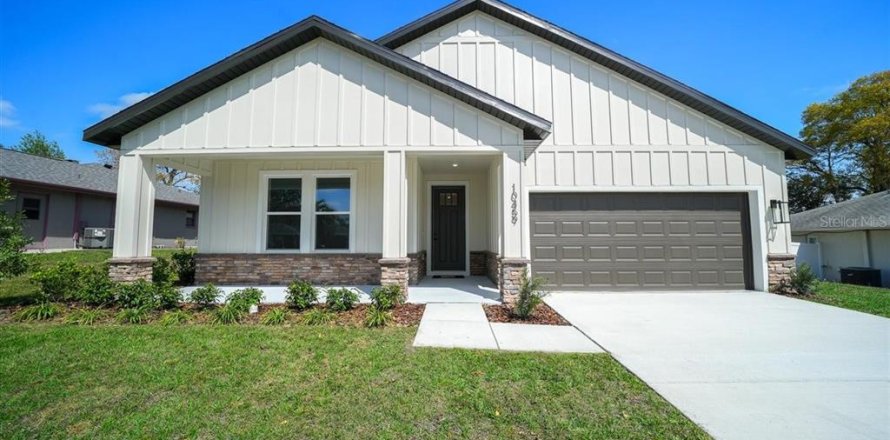 House in Spring Hill, Florida 4 bedrooms, 193.98 sq.m. № 2431189