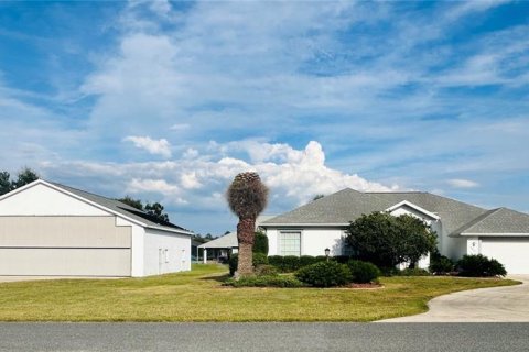 Villa ou maison à Ocala, Floride 3 chambres, 226.31 m2 № 2398513