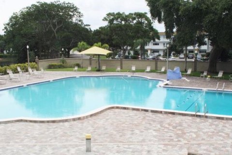 Condo in Clearwater, Florida, 2 bedrooms № 2110576 - photo 26