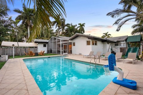 Villa ou maison à vendre à Hollywood, Floride: 6 chambres, 311.41 m2 № 1937122 - photo 5