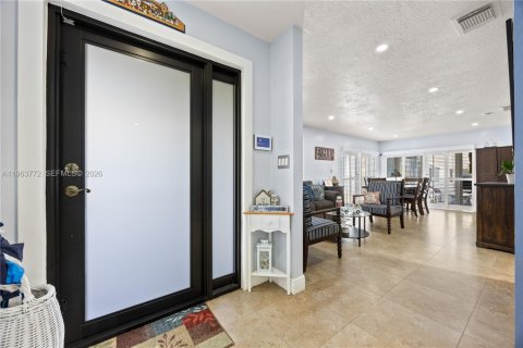 Купить виллу или дом в Майами, Флорида 3 спальни, 148.27м2, № 2027915 - фото 9