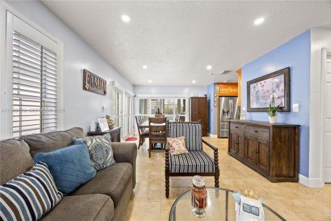 Купить виллу или дом в Майами, Флорида 3 спальни, 148.27м2, № 2027915 - фото 15