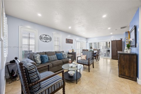 Купить виллу или дом в Майами, Флорида 3 спальни, 148.27м2, № 2027915 - фото 14