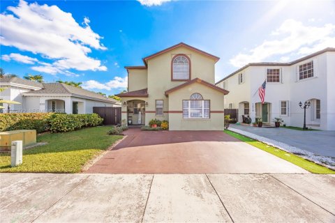 Купить виллу или дом в Майами, Флорида 3 спальни, 148.27м2, № 2027915 - фото 7