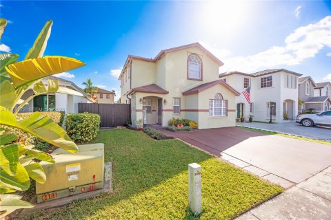 Купить виллу или дом в Майами, Флорида 3 спальни, 148.27м2, № 2027915 - фото 3