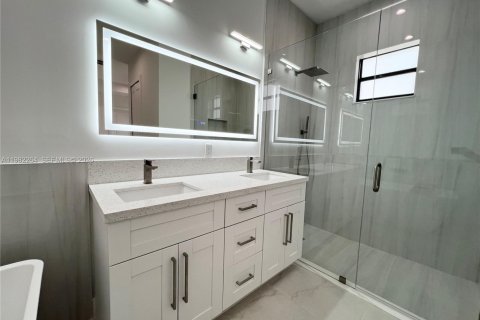 Casa en venta en Naples, Florida, 4 dormitorios, 150.13 m2 № 2050593 - foto 8