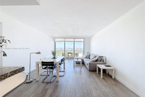 Copropriété à louer à Miami Beach, Floride: 1 chambre, 79.15 m2 № 1706393 - photo 21
