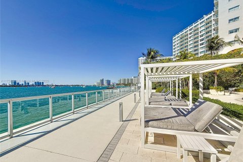 Copropriété à louer à Miami Beach, Floride: 1 chambre, 79.15 m2 № 1706393 - photo 5