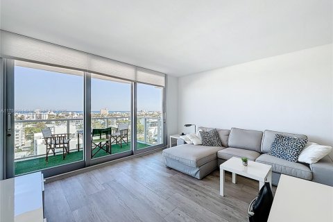 Copropriété à louer à Miami Beach, Floride: 1 chambre, 79.15 m2 № 1706393 - photo 20