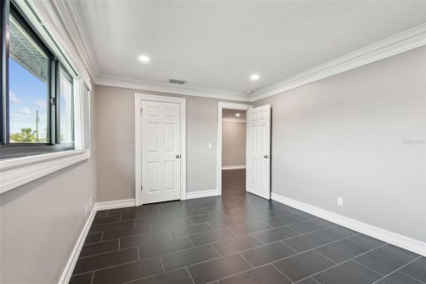Apartment in Belleair Bluffs, Florida 2 bedrooms, 97.55 sq.m. № 1679364 - photo 26