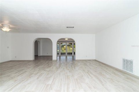 Villa ou maison à vendre à Dunnellon, Floride: 2 chambres, 159.33 m2 № 1395573 - photo 16