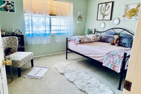Condo in Coconut Creek, Florida, 2 bedrooms  № 1812098 - photo 22