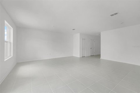 Casa en alquiler en Lake Wales, Florida, 5 dormitorios, 196.21 m2 № 1885813 - foto 17