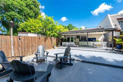 Casa en venta en Miami Lakes, Florida, 3 dormitorios, 116.59 m2 № 1889465 - foto 14