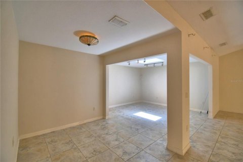 House in Winter Haven, Florida 3 bedrooms, 156.17 sq.m. № 1886728 - photo 12
