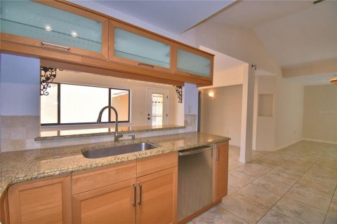 House in Winter Haven, Florida 3 bedrooms, 156.17 sq.m. № 1886728 - photo 20